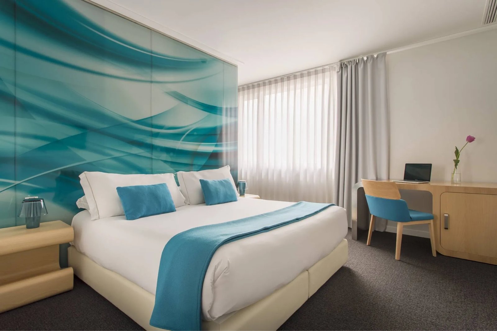 Room Mate Oscar Hotel