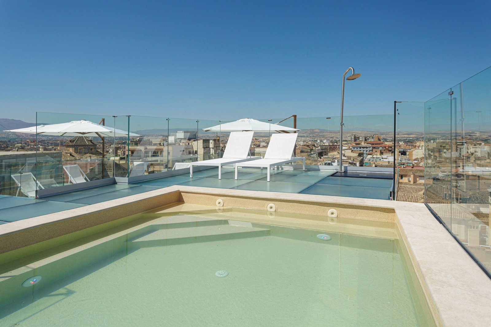 Room Mate Leo, Granada, the pool