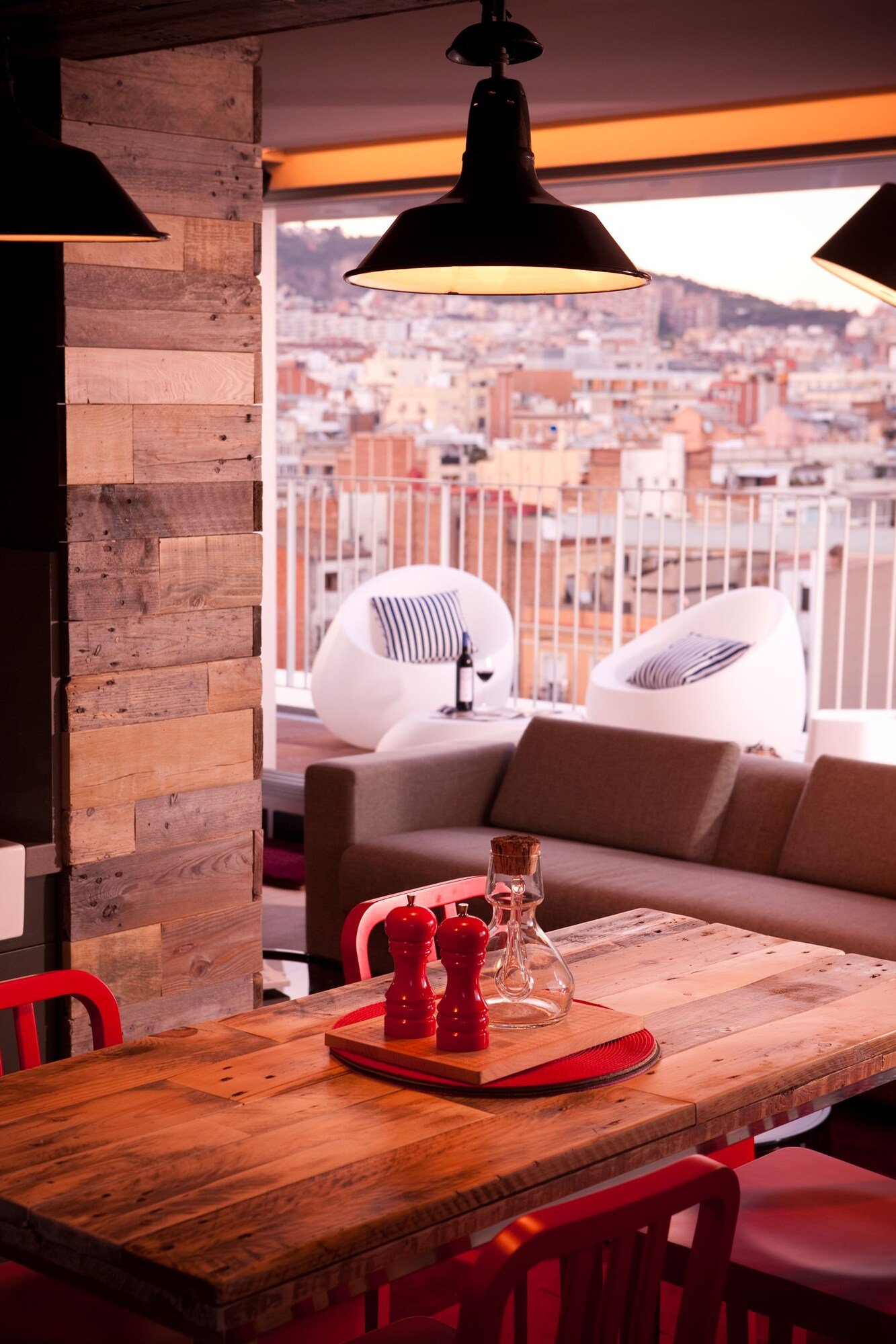 Generator Barcelona, rooms
