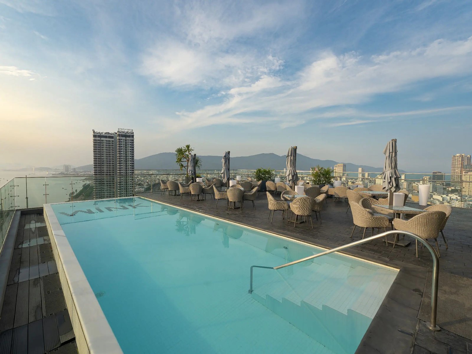 Wink Danang Riverside, the pool
