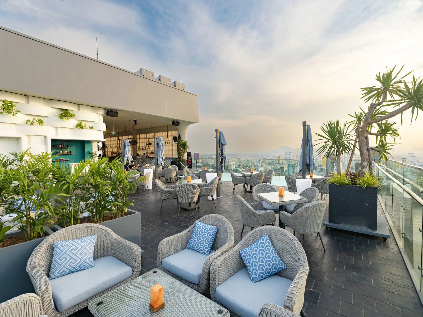 Wink Danang Riverside