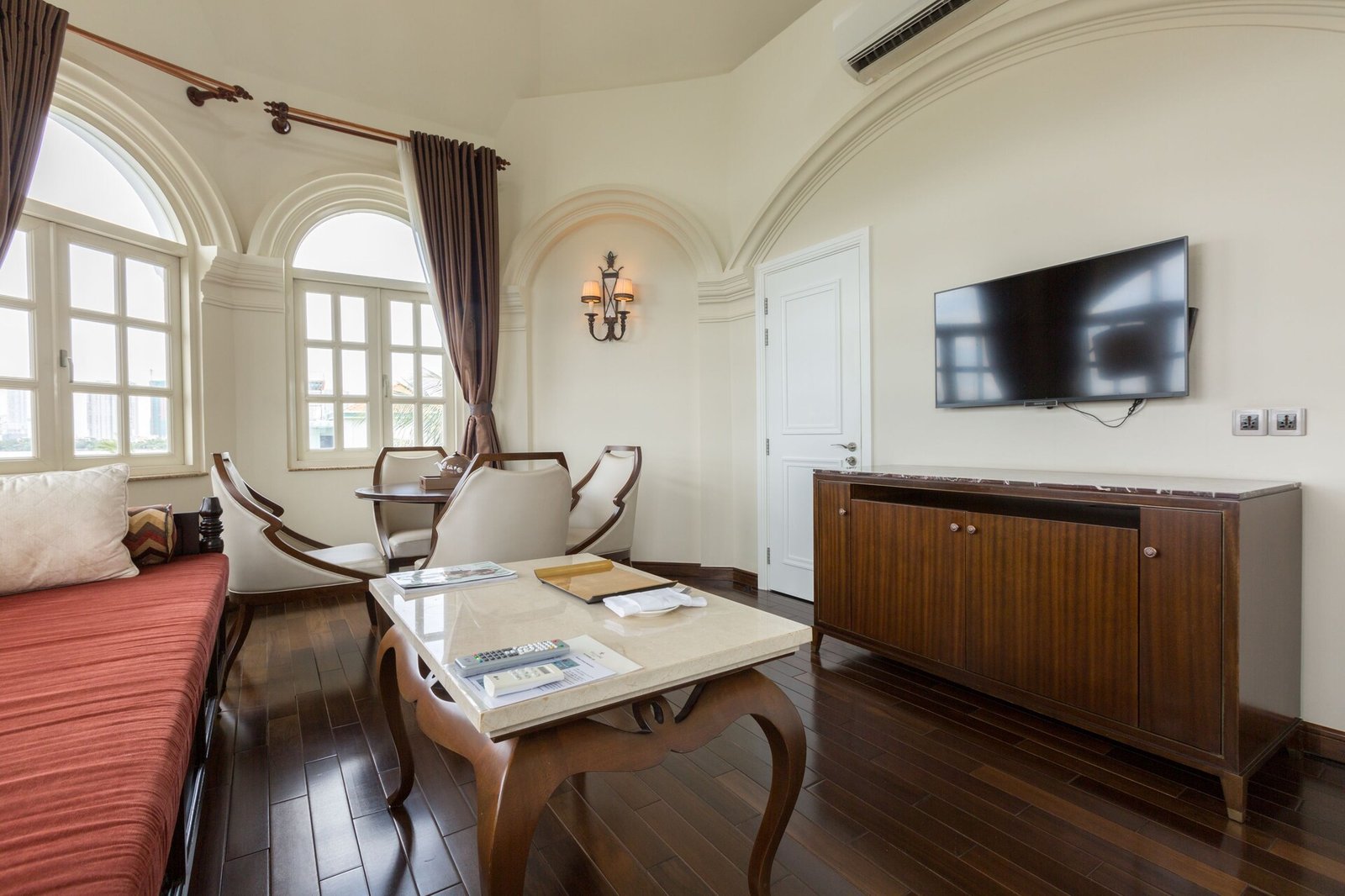 Villa Sông Saigon — rooms