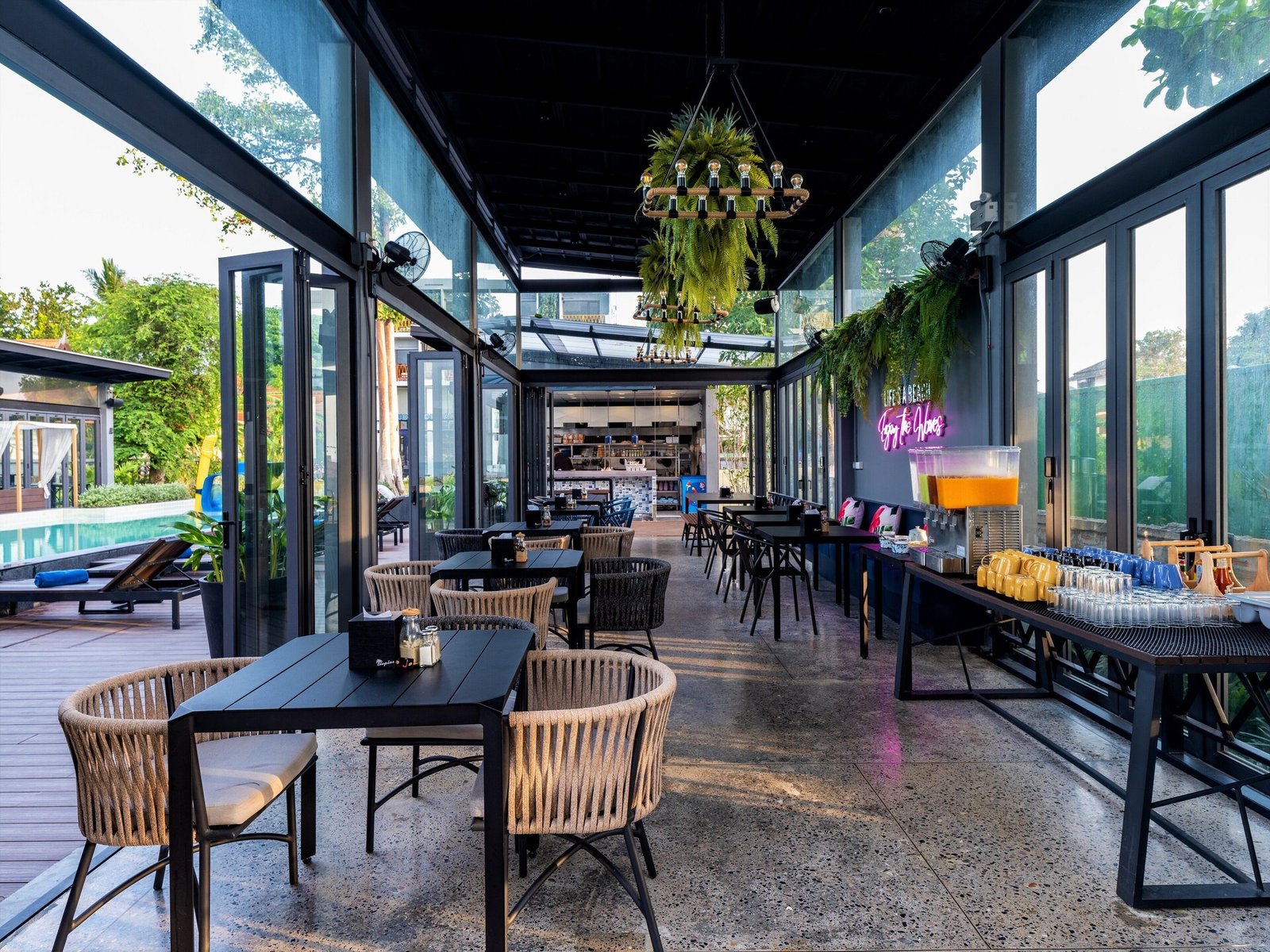 Lub d Koh Samui Chaweng Beach, tropics beach club
