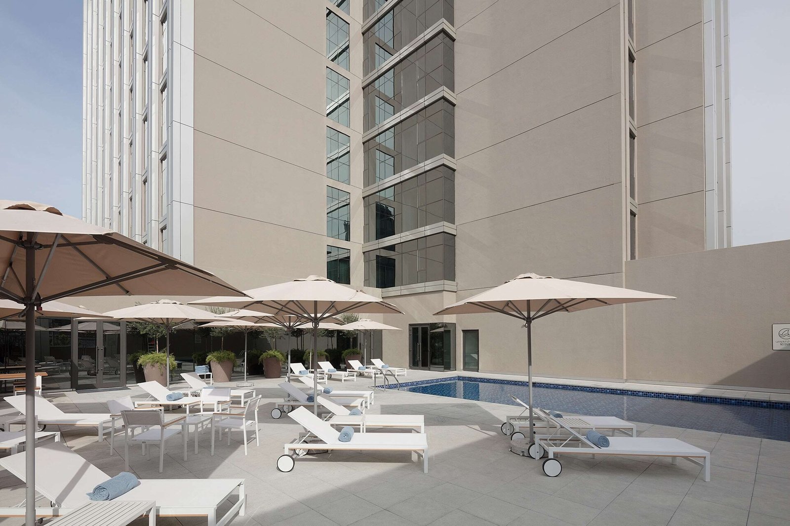 Rove City Centre Dubai, the pool