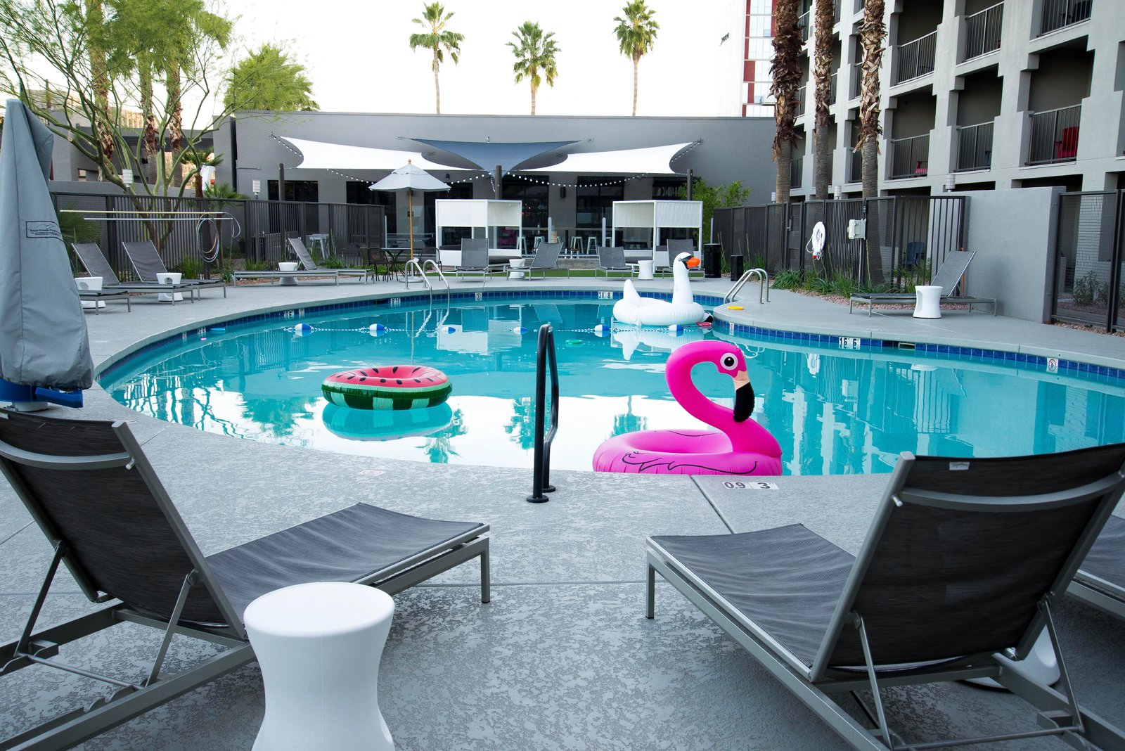 Moxy Phoenix Tempe/ASU Area, the pool