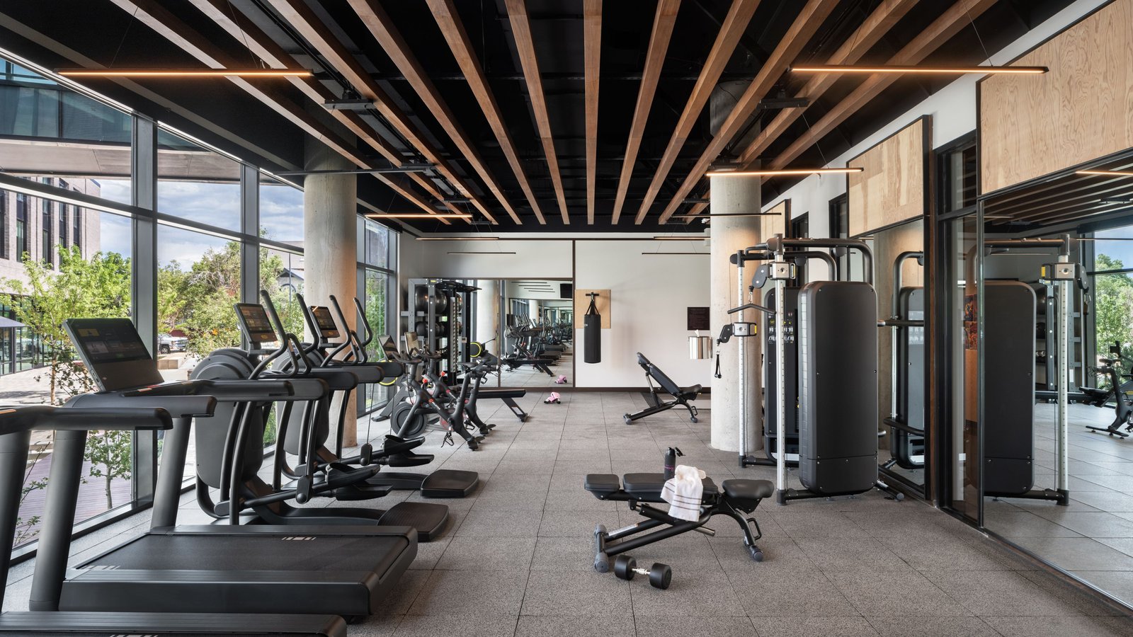 Moxy Boulder University, the whirlpool and gym