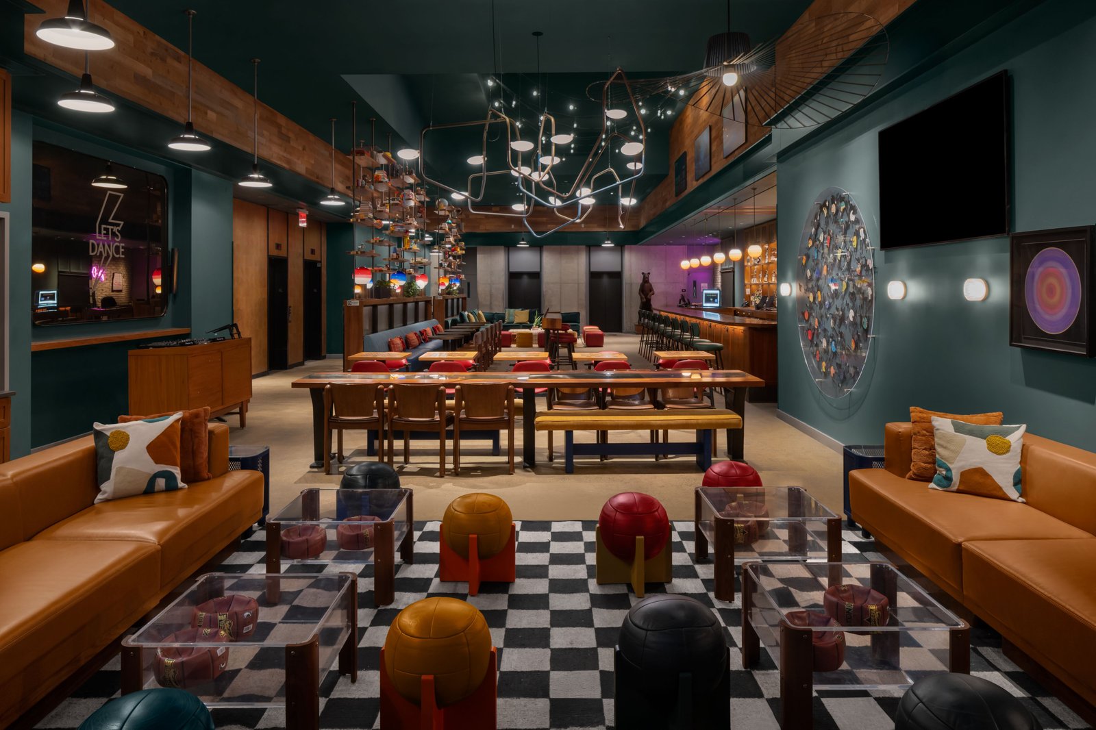 Moxy NYC Downtown, recreation