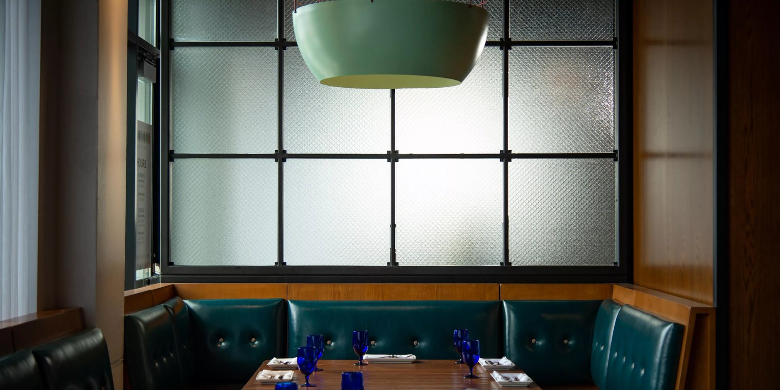 Hotel Indigo Madison Downtown, an IHG Hotel, palette bar & grill
