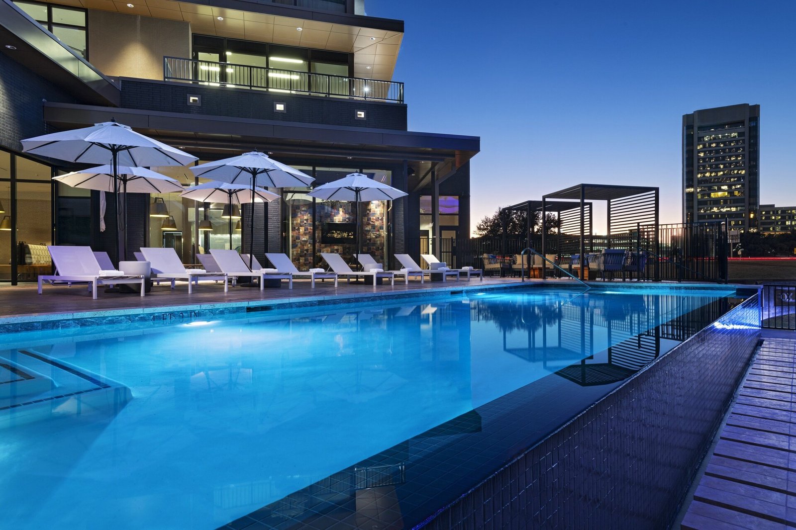 Hotel Indigo Irving Las Colinas, an IHG Hotel, the pool