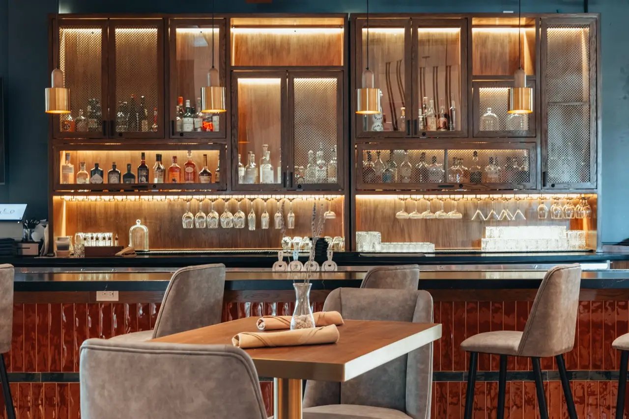 Hotel Indigo Irving Las Colinas, an IHG Hotel, kleo bar