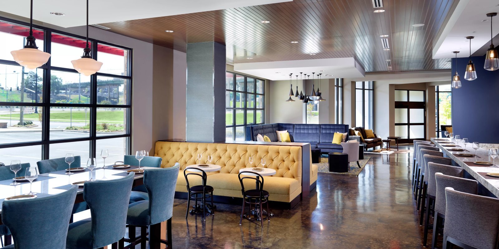Hotel Indigo Tuscaloosa Downtown by IHG, shoals bar & kitchen