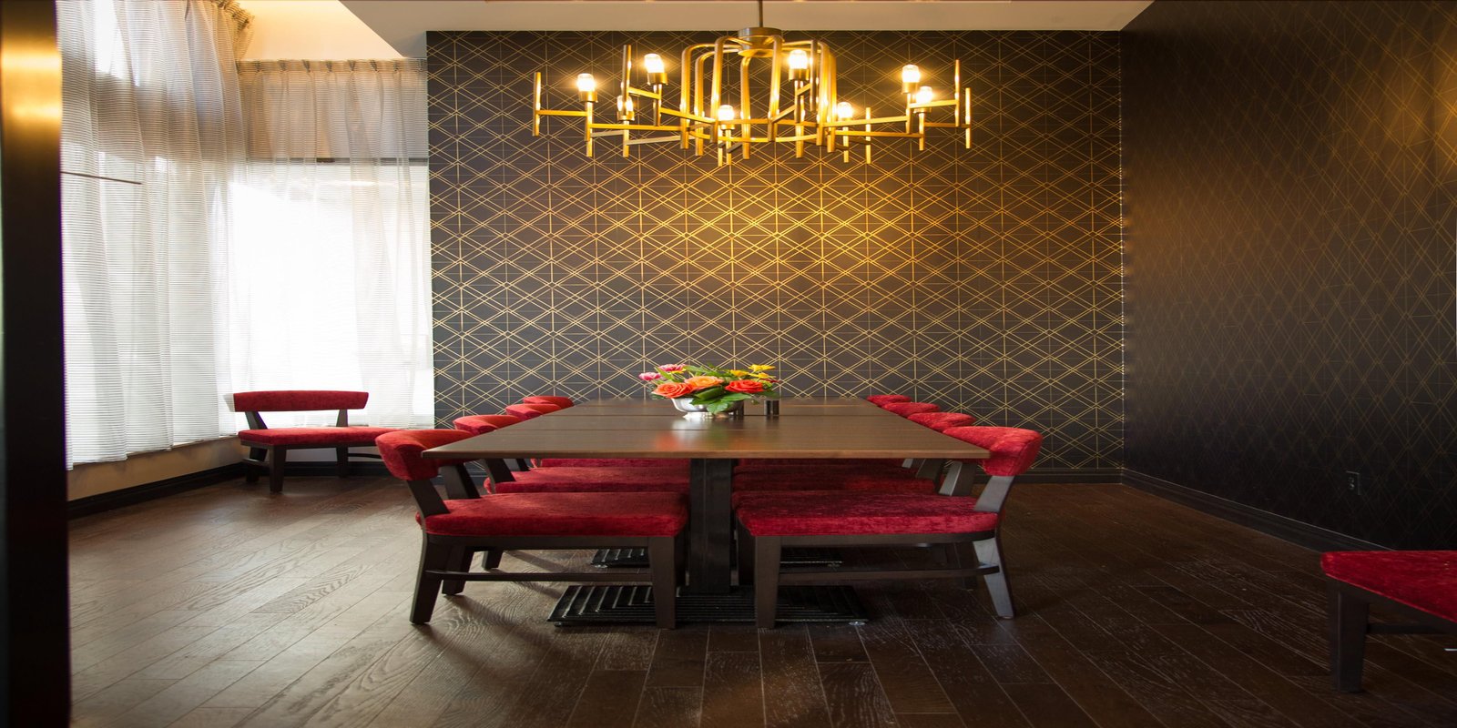 Hotel Indigo Kansas City Downtown by IHG, at the table