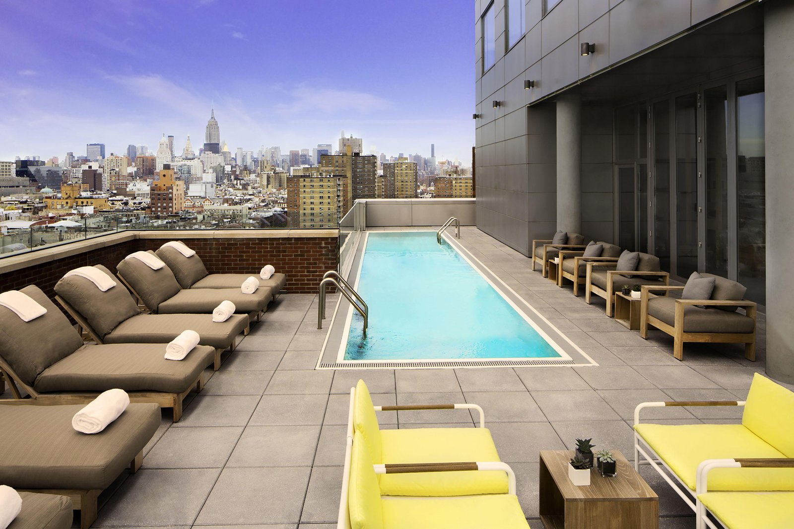 Hotel Indigo Lower East Side New York by IHG, the pool