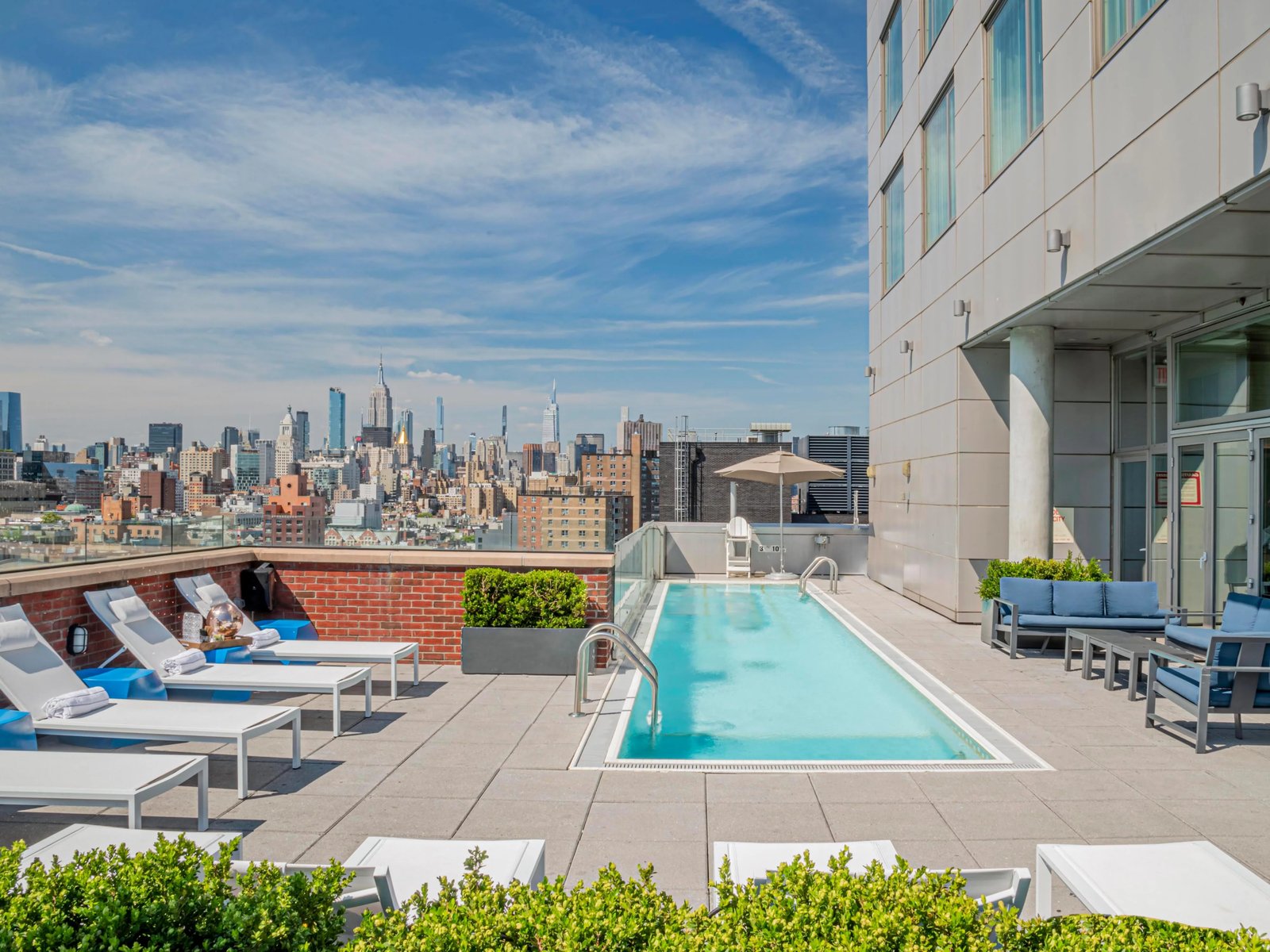 Hotel Indigo Lower East Side New York by IHG, the pool