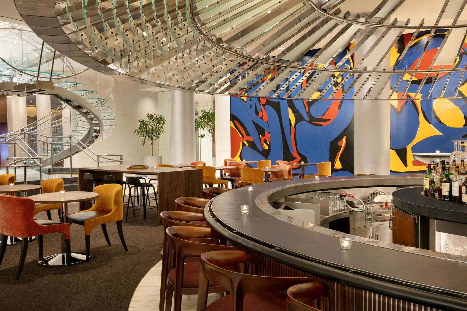 Hotel Indigo Atlanta Downtown, an IHG Hotel, the drafting table cocktails and kitchen