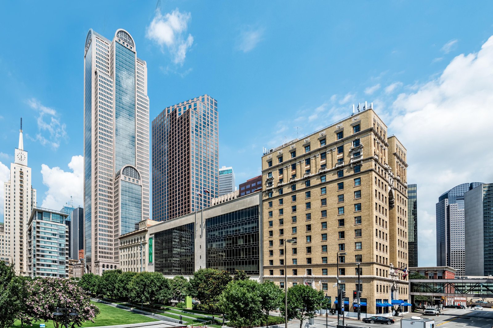 Hotel Indigo Dallas Downtown by IHG