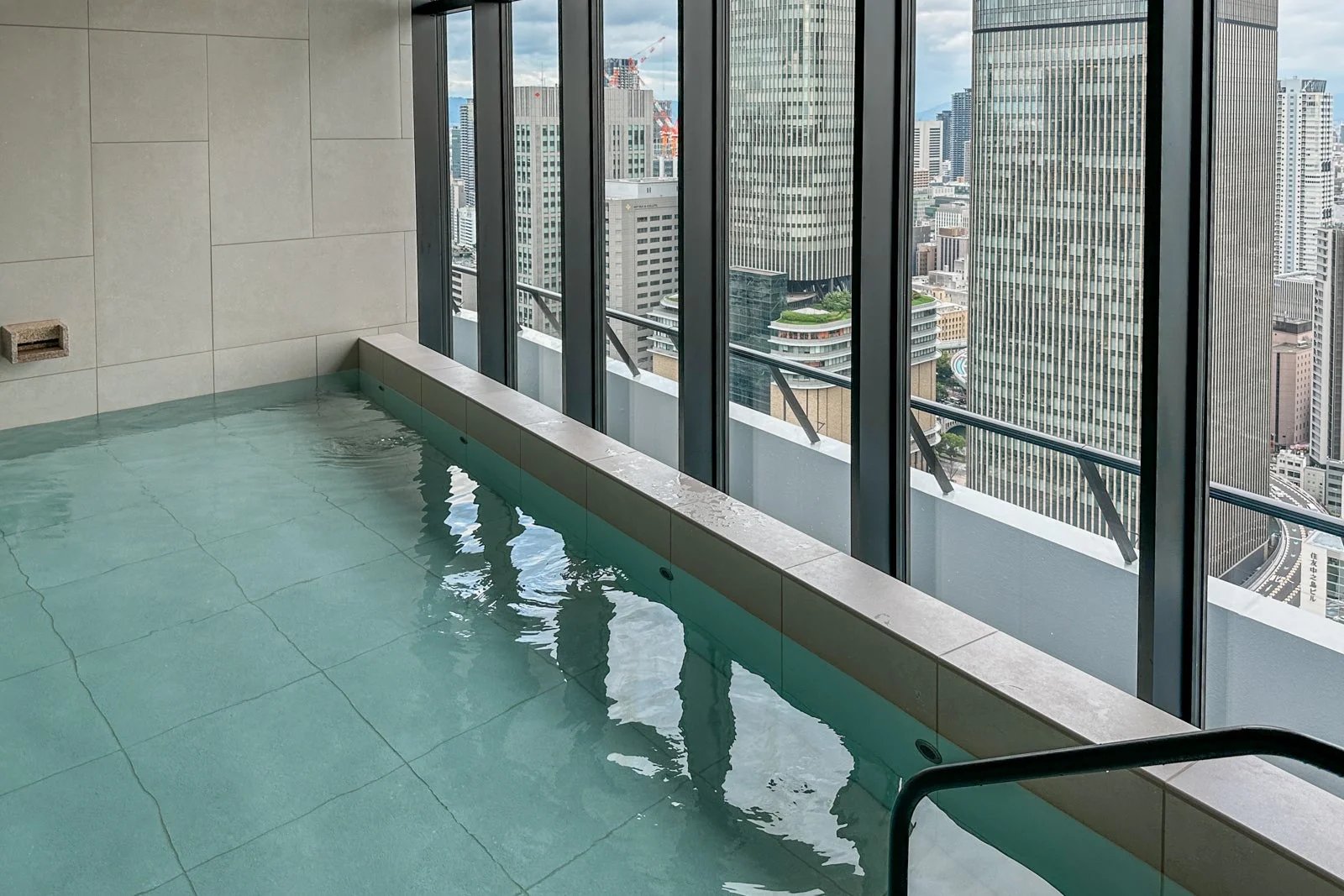 Four Seasons Hotel Osaka — wellness