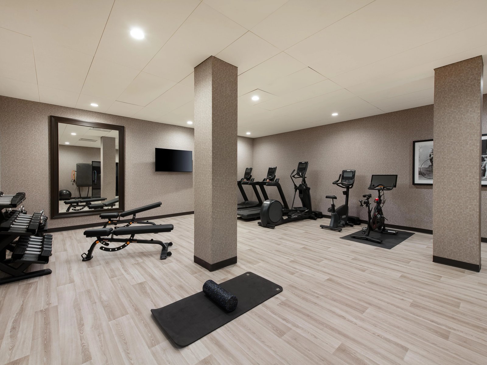 Hotel Indigo West Chester - Downtown by IHG, the gym