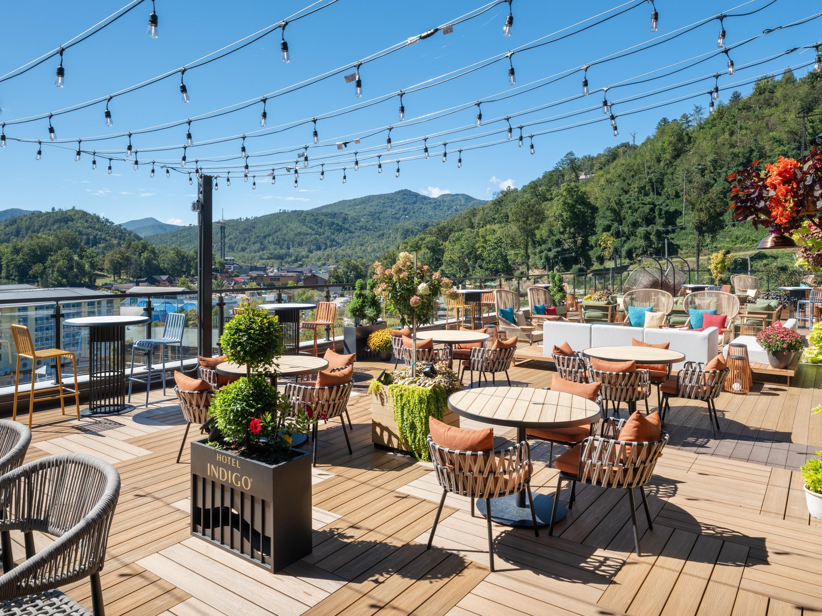 Hotel Indigo Gatlinburg by IHG, at the table