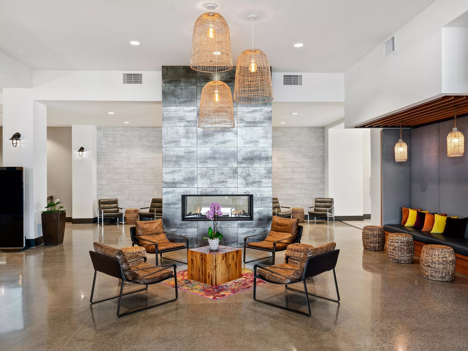 Hotel Indigo Seattle Everett Waterfront by IHG