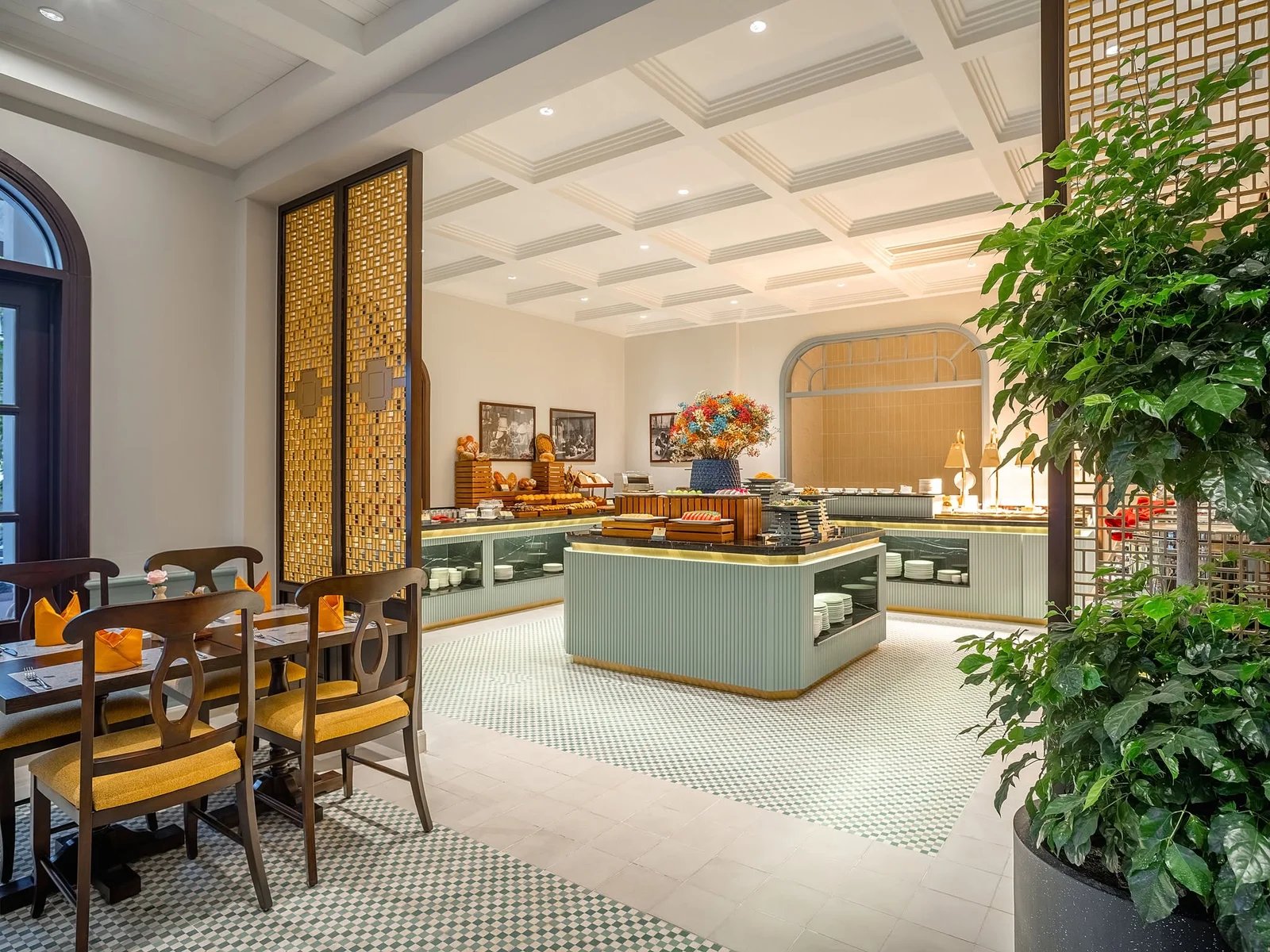 Little Residence — eat & drink