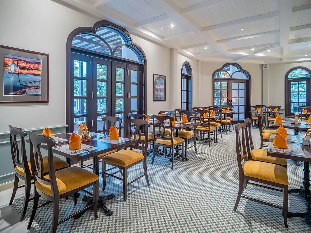 Little Residence — eat & drink