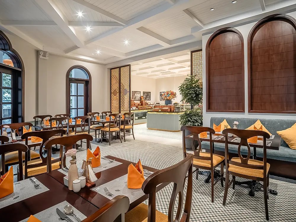 Little Residence — eat & drink