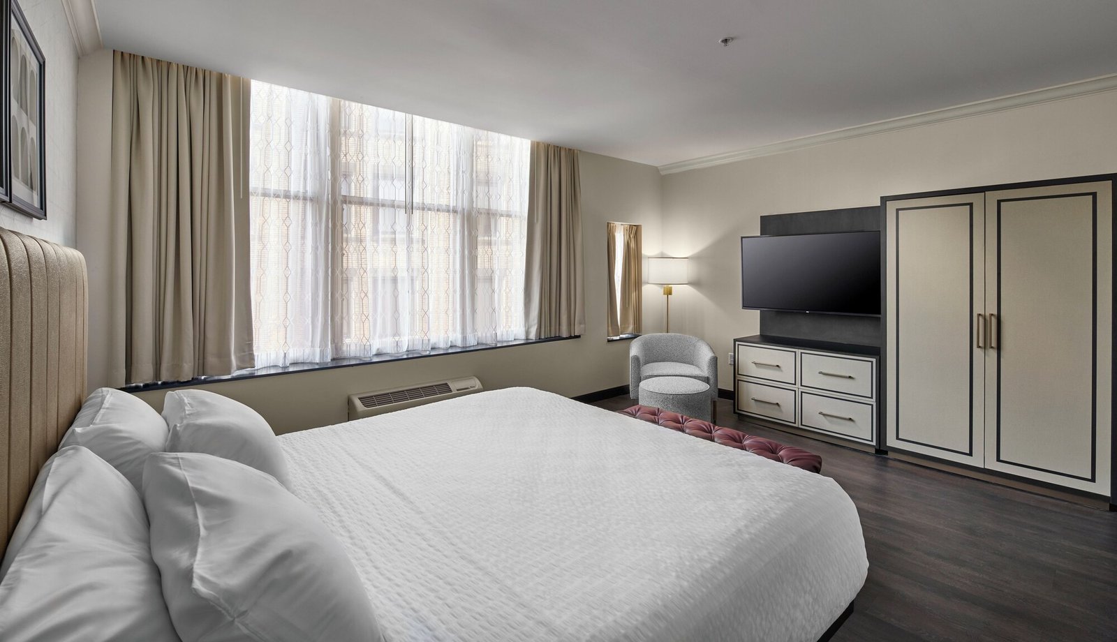 Hotel Indigo Cleveland Downtown by IHG
