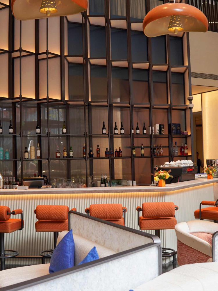 Hotel Indigo Shanghai Harbour City By Ihg, waves bar