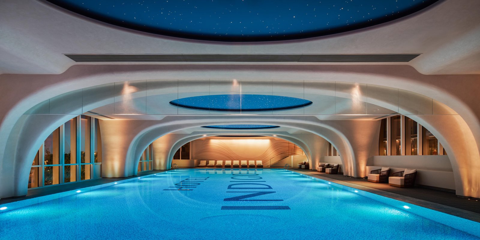 Hotel Indigo Shanghai Harbour City By Ihg, the pool