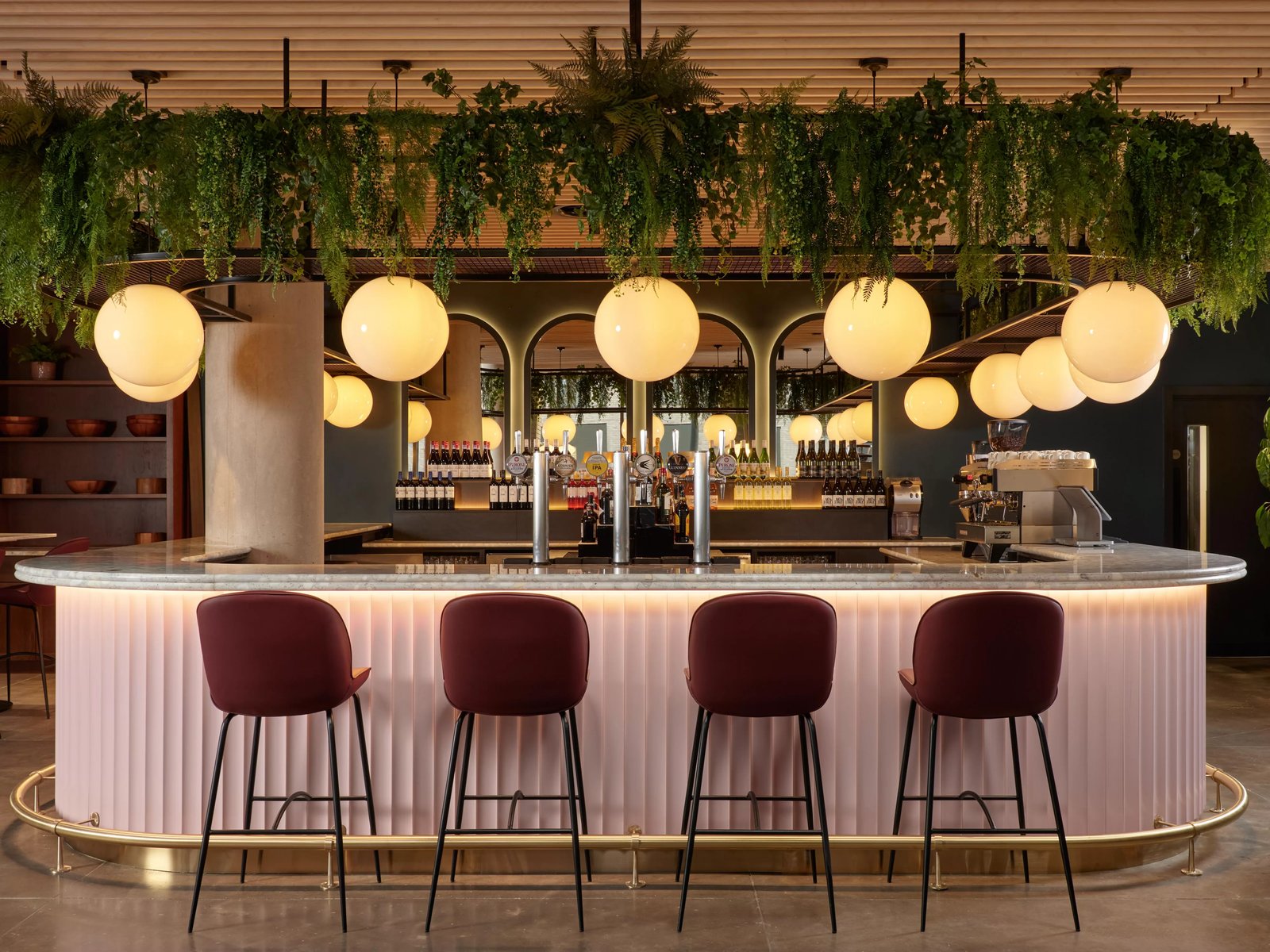 Hotel Indigo Gloucester - the Forum by IHG, crimson spire