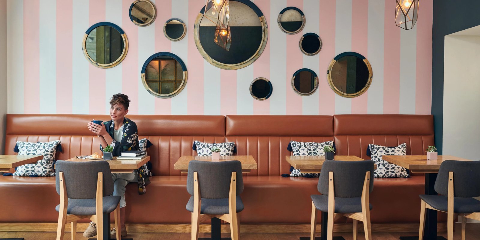 Hotel Indigo Manchester - Victoria Station by IHG, at the table