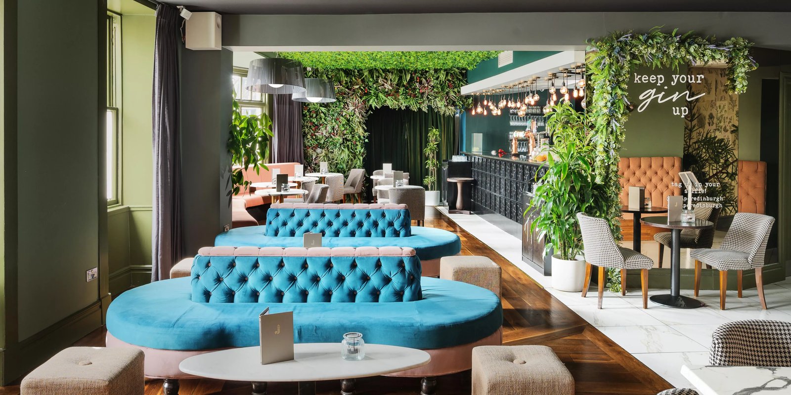 Hotel Indigo Edinburgh - Princes Street by IHG, at the table