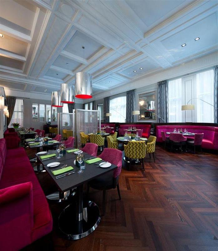 Hotel Indigo Glasgow by IHG, at the table