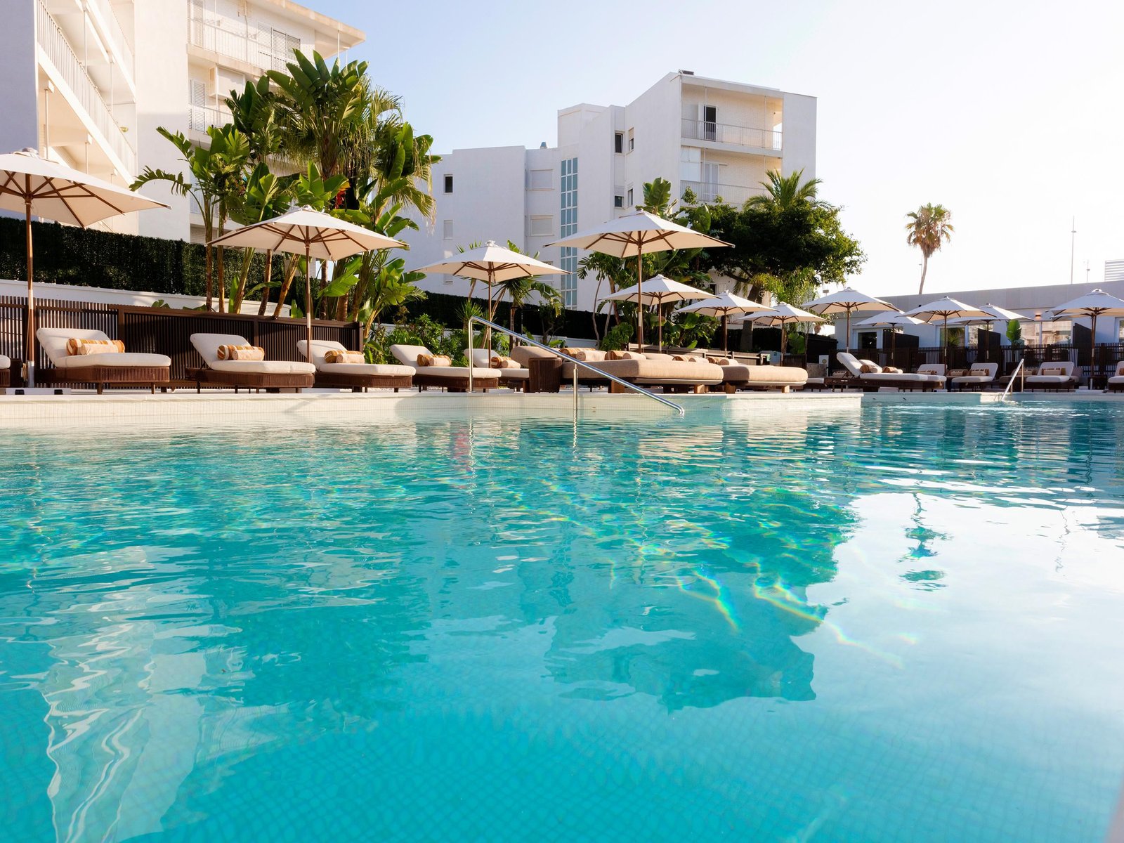 Hotel Indigo Gandia - Beach by IHG, the pool