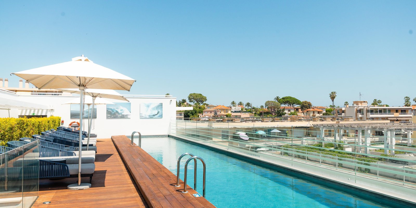 Hotel Indigo Cagnes-sur-Mer, an IHG Hotel, the pool