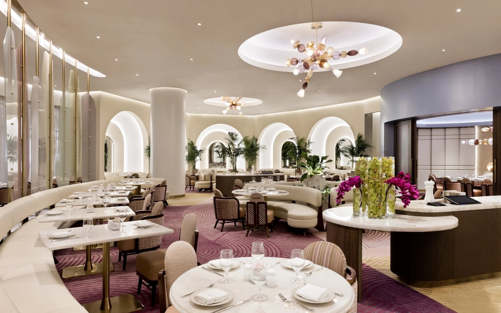 Fontainebleau Las Vegas — eat & drink