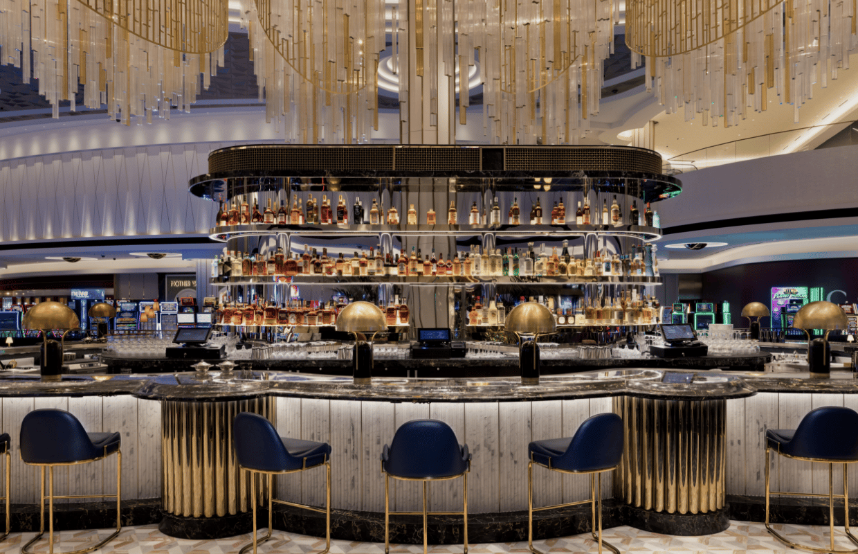 Fontainebleau Las Vegas — eat & drink
