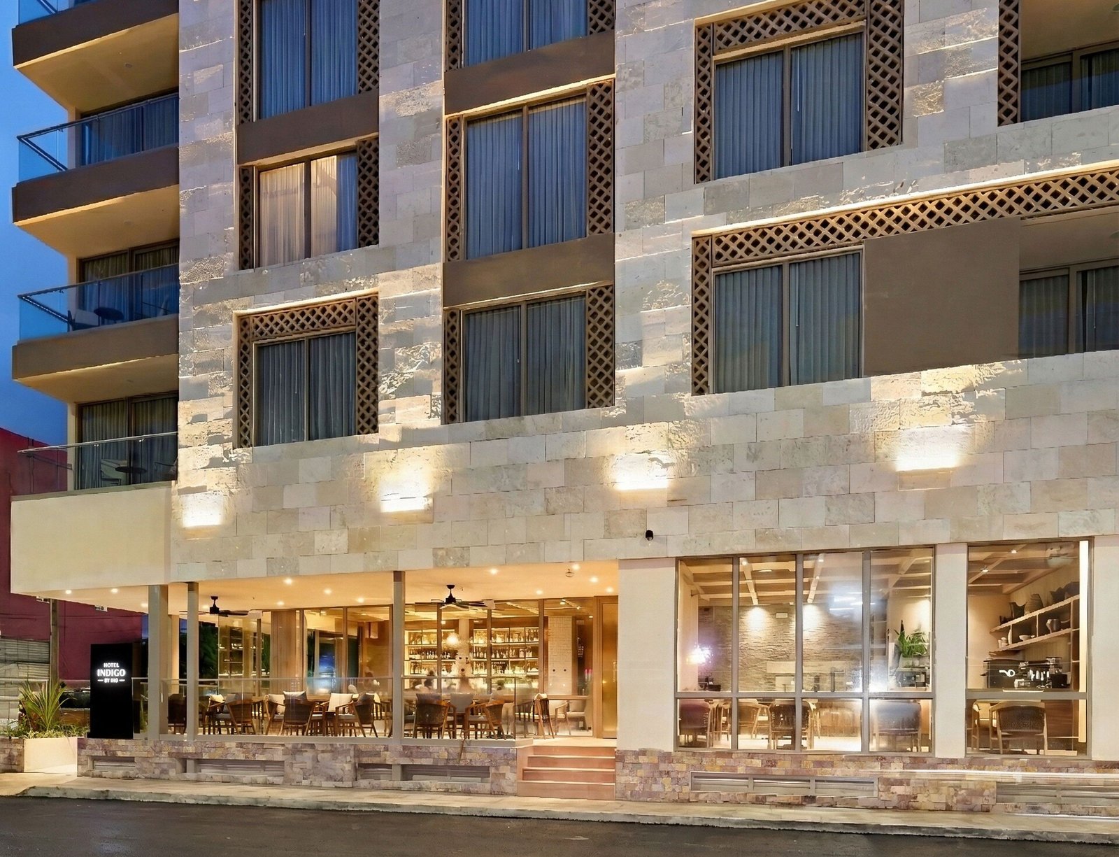 Hotel Indigo Playa del Carmen by IHG, at the table
