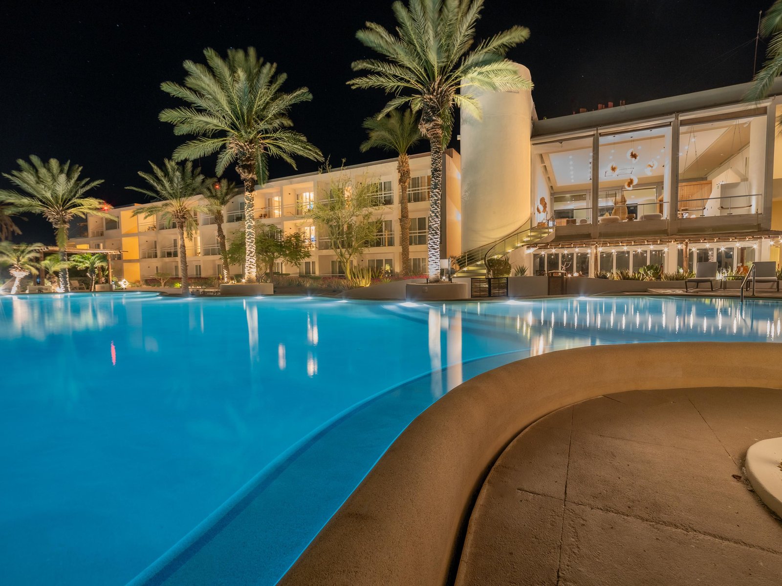 Hotel Indigo la Paz Puerta Cortes by IHG, the pool