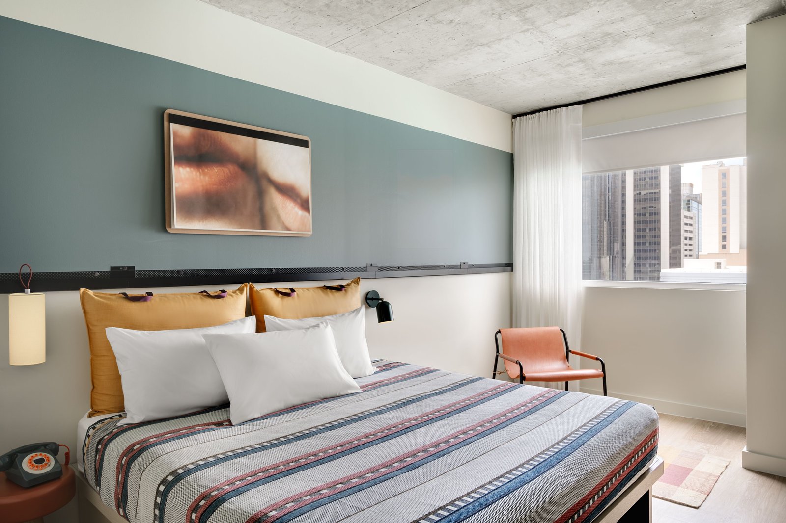 Moxy Charlotte Downtown, rooms