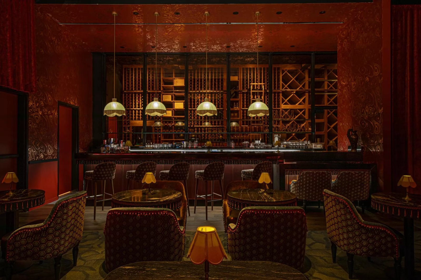 MGM Grand Hotel, at the table