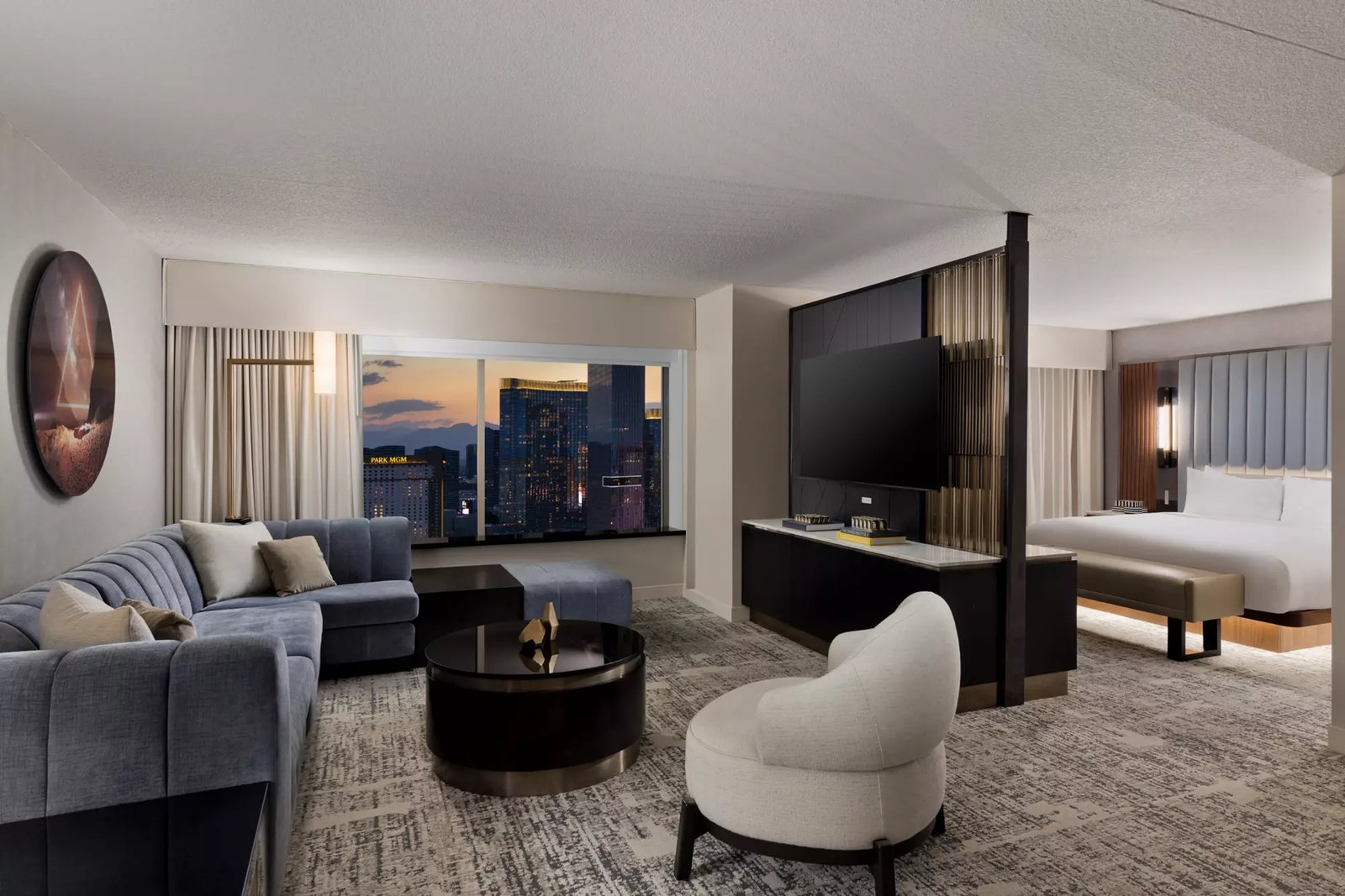 MGM Grand Hotel — rooms
