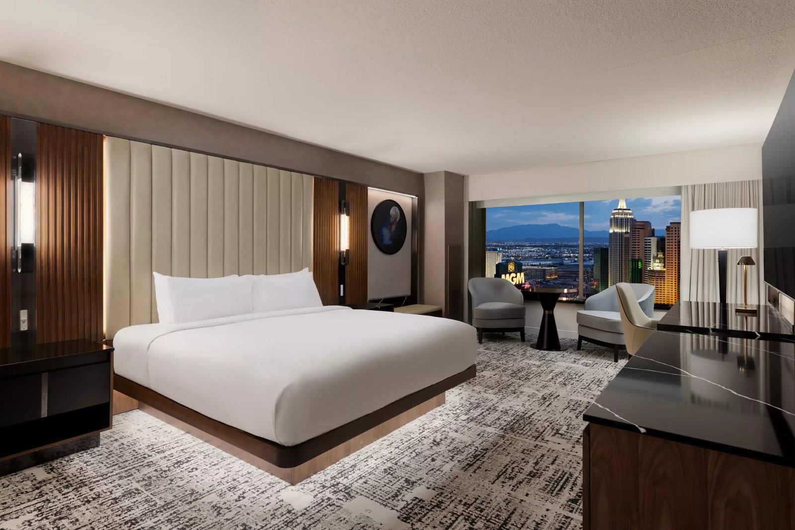 MGM Grand Hotel — rooms