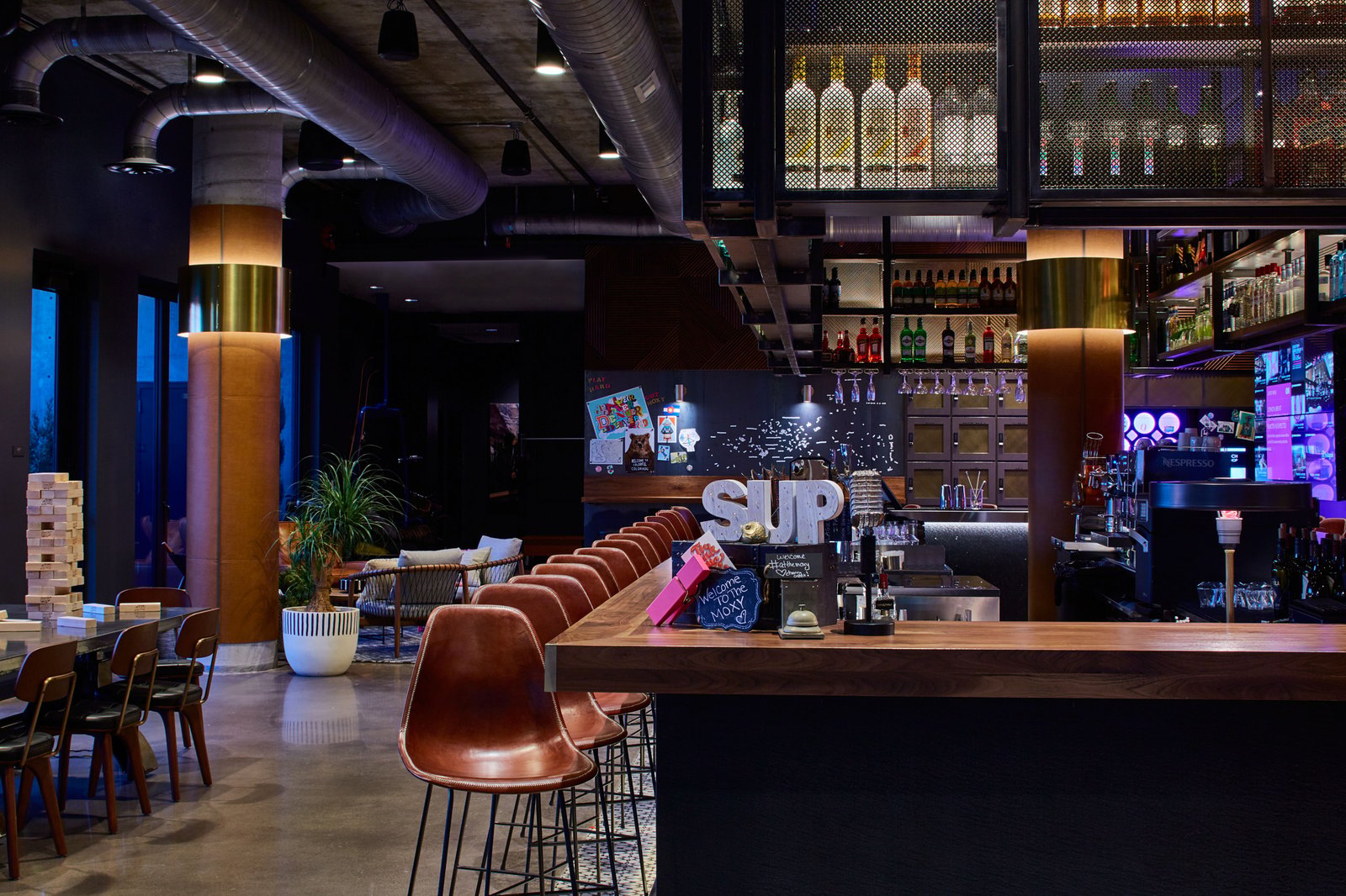 Moxy Denver Cherry Creek, bar moxy