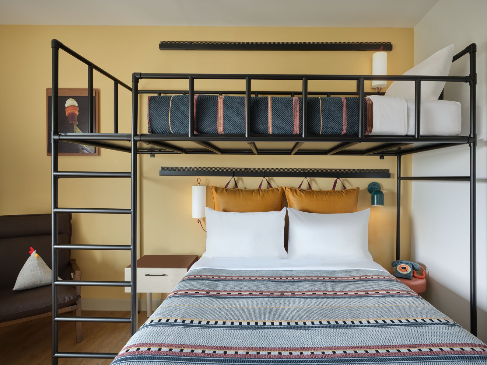 Moxy Fayetteville, rooms