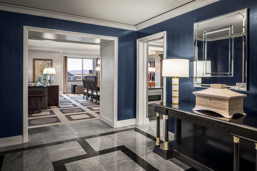 Caesars Palace — rooms