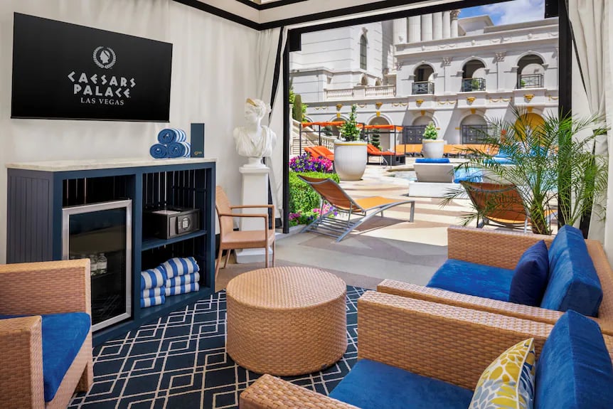Caesars Palace — rooms