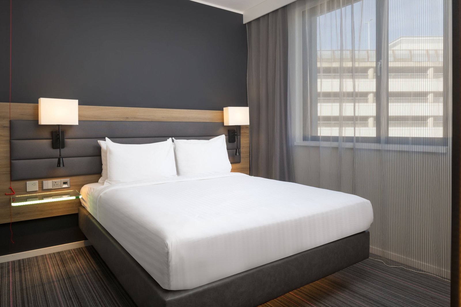 Moxy Southampton, rooms
