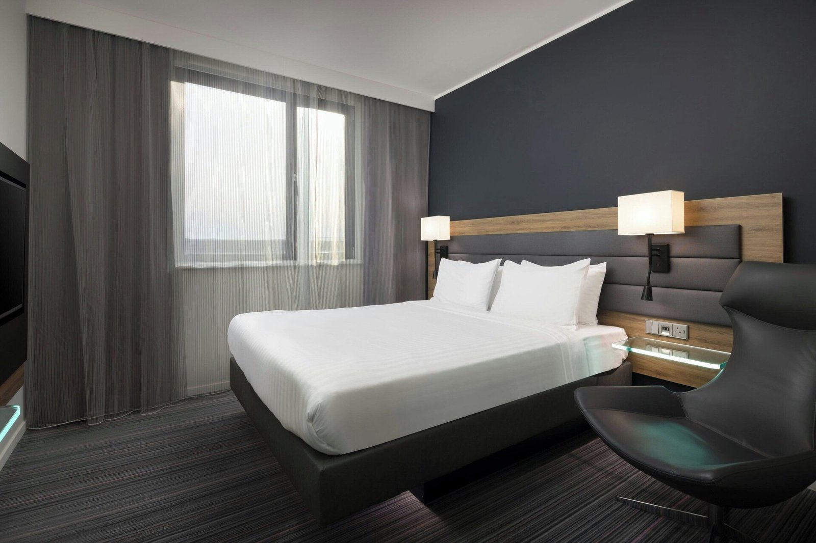 Moxy Southampton, rooms